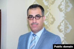 د.خامۆش عومەر عەبدوڵا پسپۆڕی یاسای دەستوری