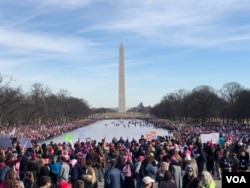 2018年美國華盛頓的女性大游行與集會。(美國之音揚之初拍攝)