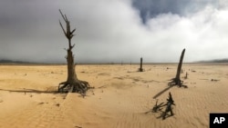 Brana Tivoterskluf, ključni izvor vodenih zaliha za Kejptaun u Južnoj Africi.