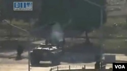 Tanques del ejército sirio volvieron a atacar a manifestantes en varias ciudades del país.