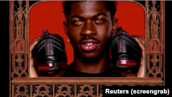 Le fabricant de chaussures de sport Nike a poursuivi une société basée à New York qui produisait des "Satan Shoes" censées contenir une goutte de sang humain dans le cadre d'une collaboration avec le rappeur de "Old Town Road" Lil Nas X. 