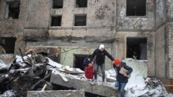 Israel se compromete a inundar la Franja de Gaza con ayuda humanitaria en respuesta a las demandas de la comunidad internacional.