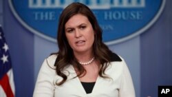 Сара Гакабі Сандерс