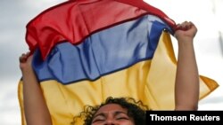 Continúan las manifestaciones exigiendo acción del gobierno, en Bogotá, Colombia, después de un mes. [Foto de archivo]