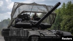 Ուկրաինական տանկը Ռուսաստանի հետ սահմանին։ Ուկրաինայի Սումիի մարզ, օգոստոսի 10, 2024թ․։