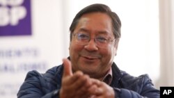 El candidato del MAS, Luis Arce, se alzó como ganador en los comicios presidenciales de Bolivia, con el 55% de los votos, según anunciaron las autoridades electorales.