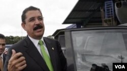 Manuel Zelaya negó categóricamente haber renunciado a su cargo.