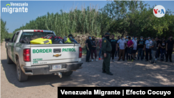 México estudia fijar normas de entrada más estrictas para los venezolanos, tras un aumento de las detenciones de venezolanos en la frontera de EE. UU. [Foto: Migrantes venezolanos cruzan el Río Grande hacia Estados Unidos].