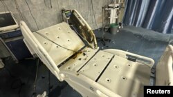 Picha hii inaonyesha kitanda ndani ya hospitali ya Adwan kilichoharibiwa na shambulizi la jeshi la Israel, Disemba 18, 2024. Picha ya Reuters