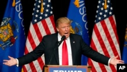 ترامپ در گردهمایی هوادارانش در ایالت ویسکانسین سخنرانی کرد.