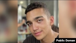 عدان الکساندر برای مدت ۱۹ در بند گروه حماس بود.