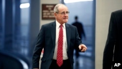 吉姆·里施参议员(资料照)