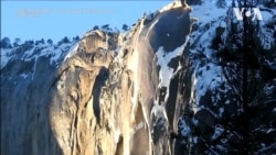 Приголомшливе явище: "вогняний водоспад" в Каліфорнії. Відео