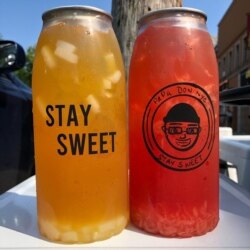 Aneka rasa minuman bubble tea yang ditawarkan Papadon di Astoria, Queens, New York. (Foto: @PapadonNYC/Instagram)