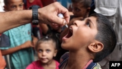 ارایه واکسن فلج اطفال به کودکان در غزه 