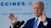El presidente Joe Biden habla sobre las vacunaciones contra el COVID-19 después de recorrer un sitio en construcción de Clayco Corporation para el centro de datos de Microsoft, el jueves 7 de octubre de 2021, en Elk Grove Village, Illinois, EE. UU.