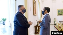 美国国务卿蓬佩奥2020年10月29日会见印度尼西亚总统佐科·维多多（印尼总统府照片）