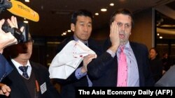 L'ambasseur Mark Lippert, peu après l'attentat en Corée du Sud (The Asia Economy Daily (AFP)