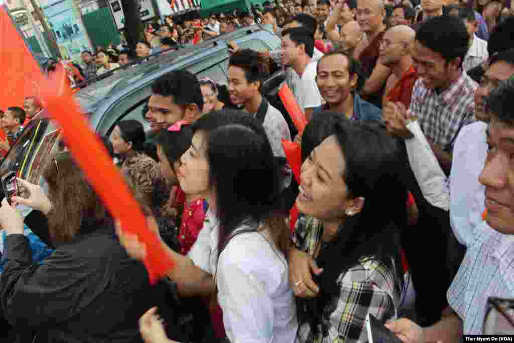 Supporters of National League for Democracy party led by Nobel Laureate Aung San Suu Kyi. Nov. 8th, 2015