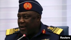 Air Marshal Alex Badeh hafsan hafsoshin jami'an tsaro dan jihar Adamawa
