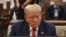 Ish Presidenti Donald Trump i ulur në një sallë gjyqi në Nju Jork më 4 tetor 2023