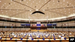 位於布魯塞爾的歐洲議會全體會議室（2020年11月23日）。