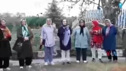 تجمع و ابراز همدردی فرهنگیان لنگرود با خانواده‌های کارگران کشته شده در معدن طبس