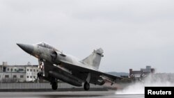 台灣空軍幻象2000戰機在新竹起飛參與軍演。 （2019年1月16日）