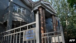 立陶宛駐北京大使館的大門（2021年8月10日）