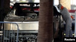 รถยนต์ไซเบอร์ทรัค ของบริษัทเทสลา (Tesla) เกิดระเบิดหน้าโรงแรมทรัมป์ อินเทอร์เนชันแนล (Trump International Hotel) ในลาสเวกัส เมื่อวันที่ 1 มกราคม 2025