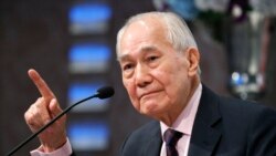 Thailand's former Prime Minister Anand Panyarachun speaks at an event organized by the Foreign Correspondents' Club of Thailand (FCCT) on March 23, 2016.