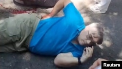 中國東北吉林省星期一(6月10日)發生一宗公園持刀傷人事件，四名在中國工作的美國艾奧瓦州康奈爾學院教師被刺傷。 （路透社轉發）