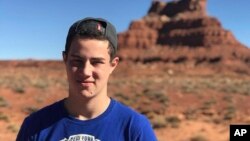 Omer Neutra ima 22 godine i dvojno državljanstvo SAD i Izraela (foto: porodica Neutra/AP)