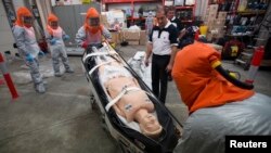 ภาพการต่อสู้กับการระบาดของอีโบล่า