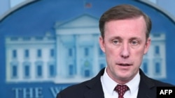 Радник з національної безпеки США Джейк Салліван вирушить до Ізраїлю 14 грудня 2023 року, щоб зустрітися з прем’єр-міністром Біньяміном Нетаньягу та іншими високопосадовцями на тлі посилення міжнародного тиску через війну в Газі, заявив Білий дім. (Фото: Mandel NGAN / AFP)