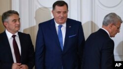 Željko Komšić, Milorad Dodik i Šefik Džaferović su dužnost kolektivnog šefa države preuzeli 20. novembra