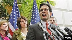 El líder de la mayoría republicana en el Congreso, Eric Cantor participó del almuerzo de trabajo privado en la Casa Blanca.