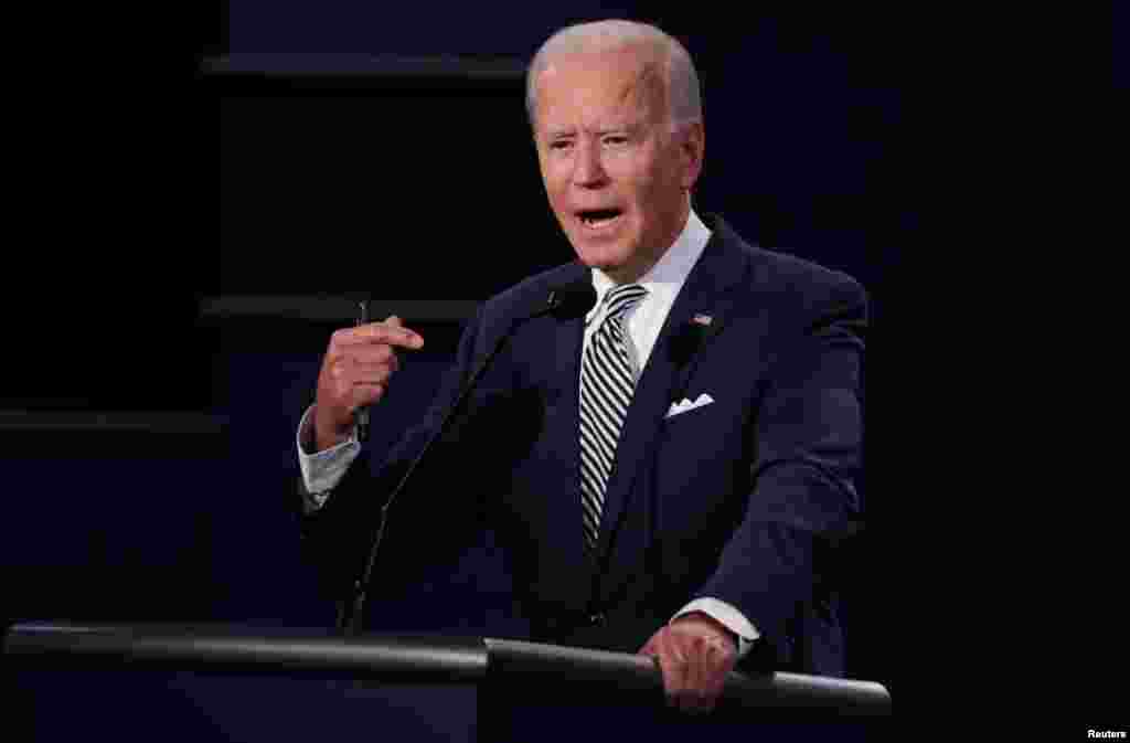 "¿Quieres callarte, hombre?", espetó Biden a Trump, tras una de sus interrupciones cuando el candidato demócrata hablaba.