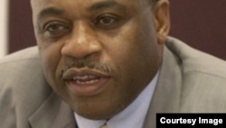 Profesa Julius Nyang'oro mchambuzi wa masuala ya kisiasa