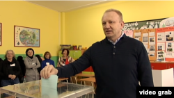 Dragan Đilas, kandidat za gradonačelnika Beograda, glasa na izborima za Skupštinu grada Beograda, 4. marta 2018.