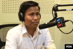 រូបឯកសារ៖ លោក​ យឿង សុធារ៉ា​ មន្ត្រី​ច្បាប់​និង​អង្កេត​នៃ​អង្គការ​ឃ្លាំមើល​ការ​បោះឆ្នោត​នៅ​កម្ពុជា​ ហៅ​កាត់​ថា​ ខុមហ្រ្វែល (លឹម សុធី/ VOA)