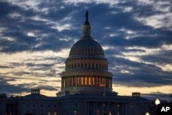 Hukumat qachon ochiladi?