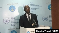 Mamadou Ismaël Konate, à Bamako, Mali, le 18 octobre 2017. (VOA/Kassim Traoré)