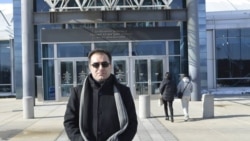 کاوە ئاهەنگەری، تۆژەری سیاسی