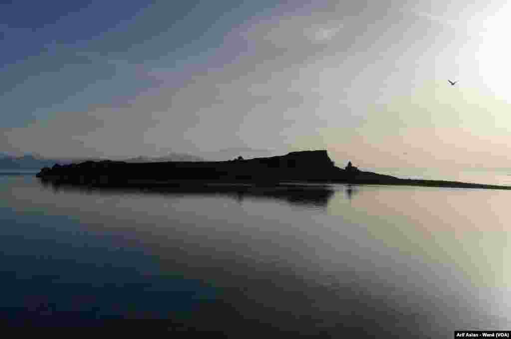 Rojavabûn li Behra Wanê