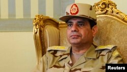 Mudofaa vaziri Abdul Fattoh al-Sissiy oppozitsiyaga ogohlantirish berdi.