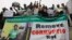 Watu wakilalamika kufuatia kuondolewa ruzuku ya mafuta na serikali ya Nigeria Jan. 9, 2012. Labor unions began a paralyzing national strike in oil-rich Nigeria, angered by soaring fuel prices and decades of engrained government corruption in 