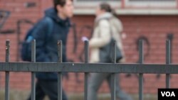 Часовите за спорт, ликовно, музичко, ќе се надополнуваат преку дополнителни задолжителни секции што училиштата и наставниците треба да ги организираат