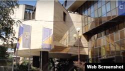 Članovi entitetskog parlamenta zlopupotrebljavaju javne fondove.