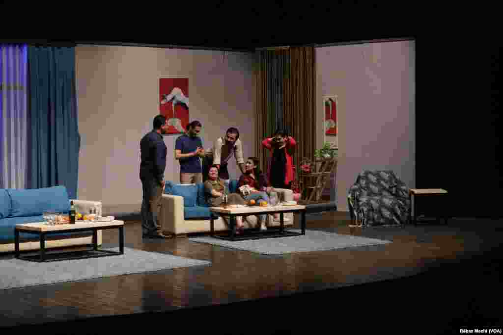 Şanogerîya, Tiştekê Min Ti Neye Veşêrim